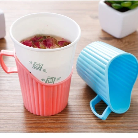 Household disposable paper cup holders, office plastic cup sleeves, hot water heat insulation thickened cup holders, cup racks, cup sleeves Household disposable paper cup holders, office plastic cup sleeves, hot water heat insulation thickened cup holders, cup racks, cup sleeves
